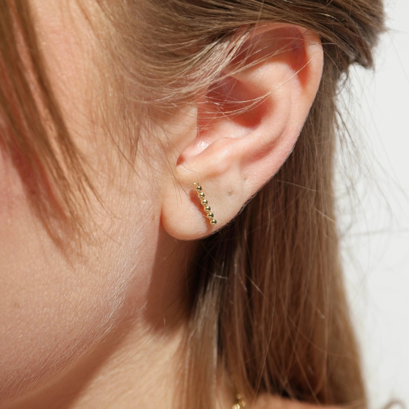 Beaded Bar Stud