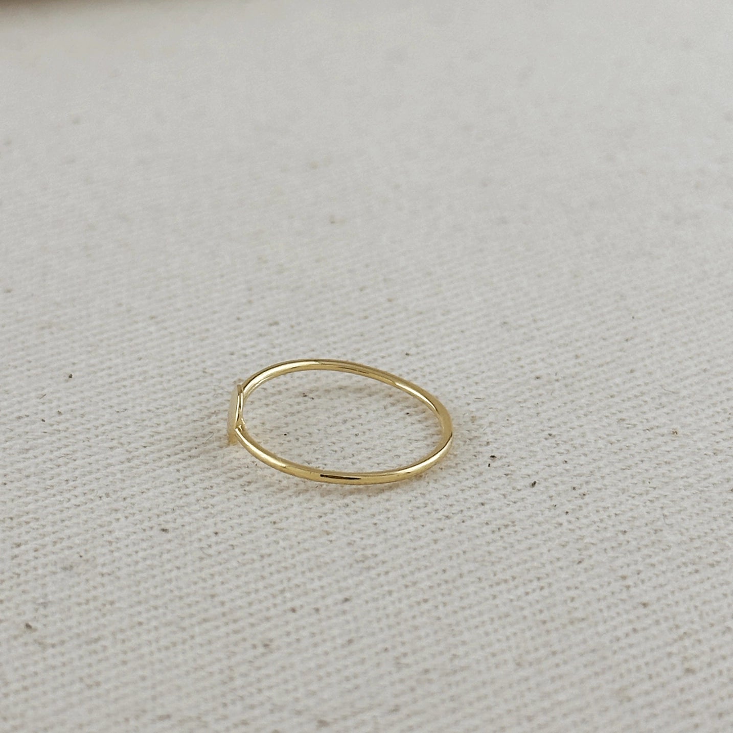 Flat Disc Ring