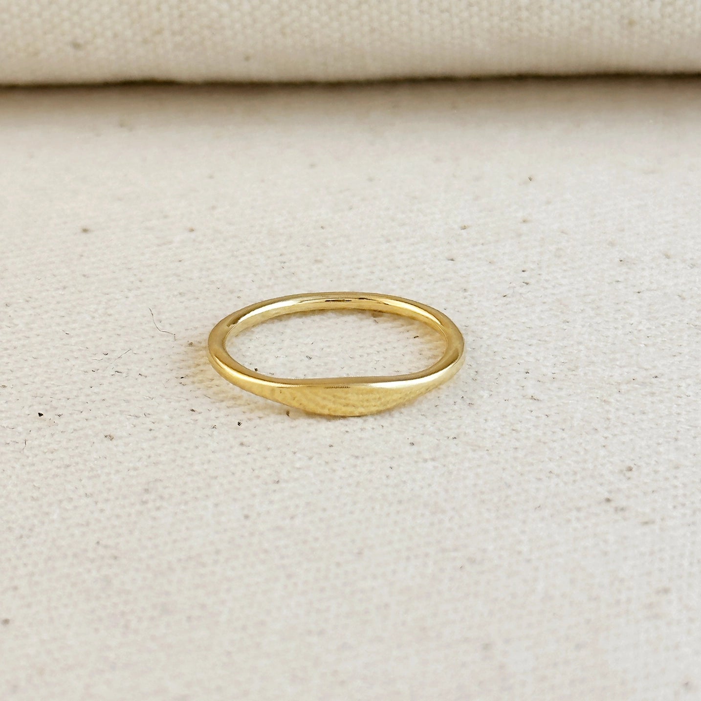 Fine Flat Top Ring