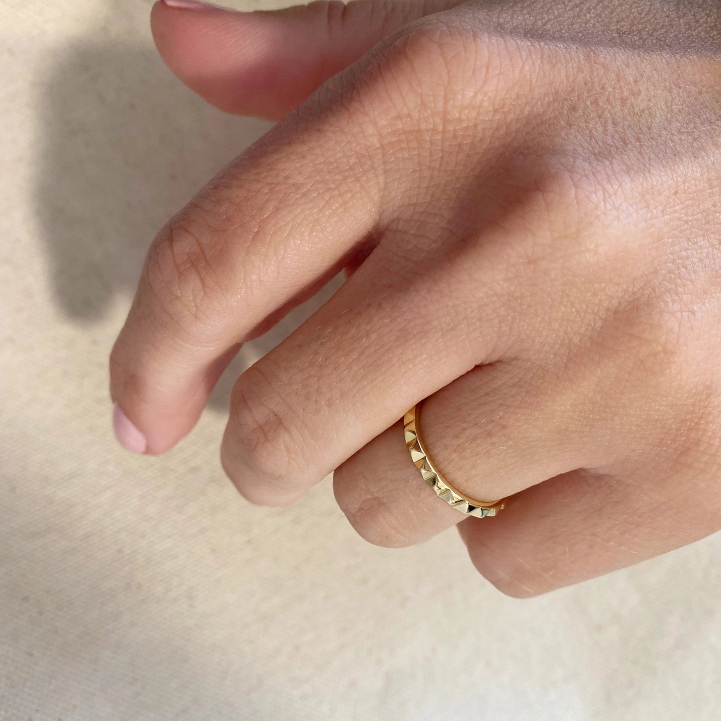 Stud Ring
