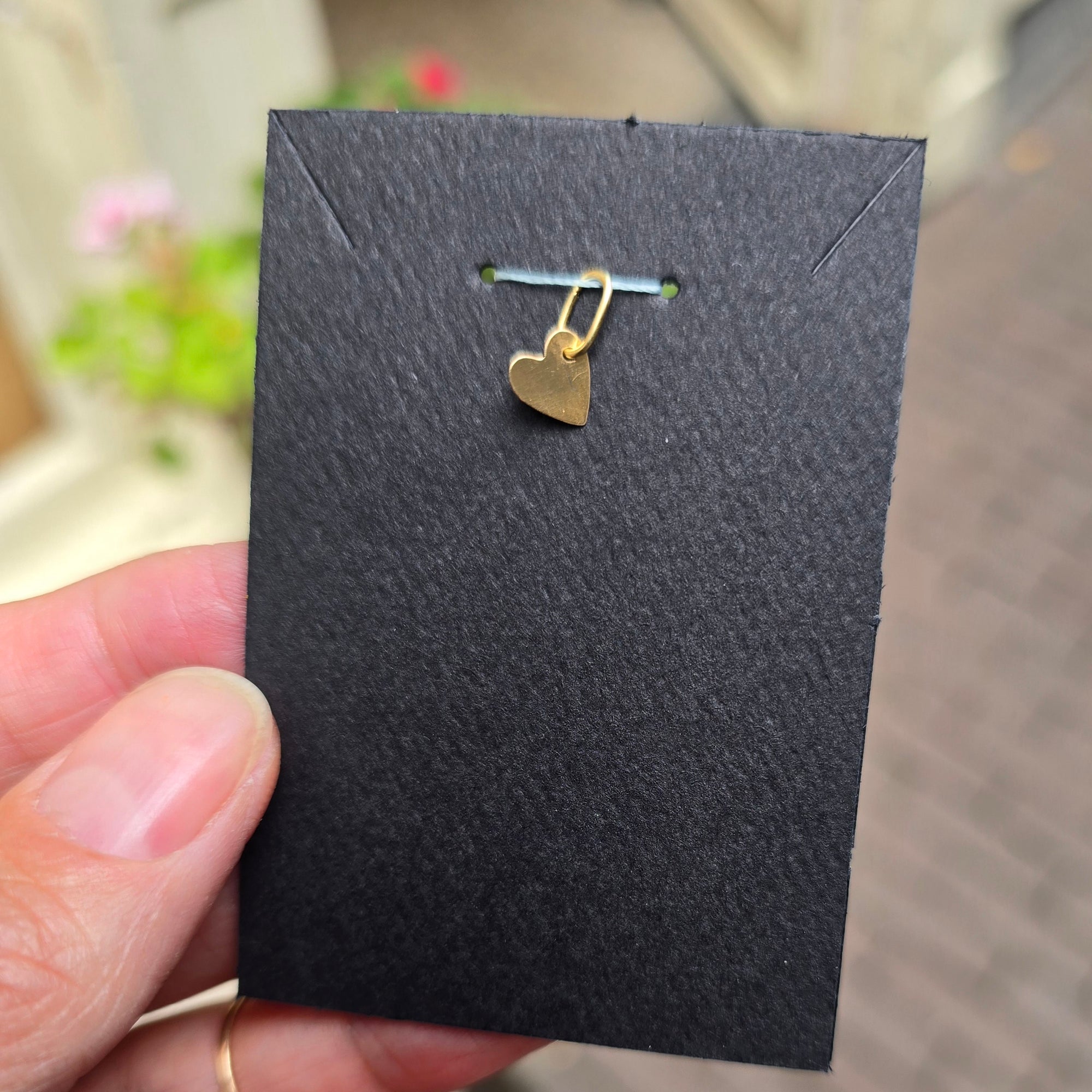 14kt Flat Heart Pendant