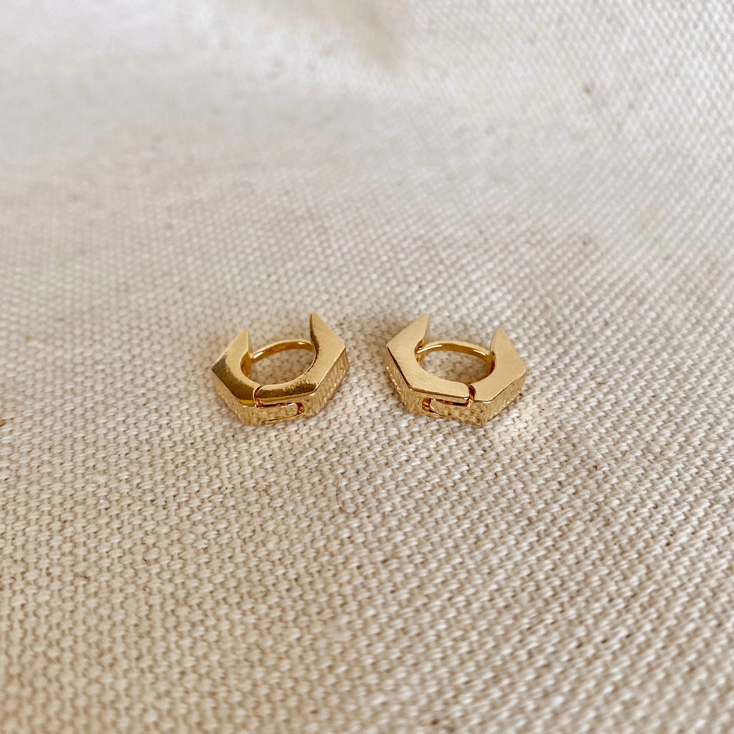 Textured Chunky Clicker Hoop