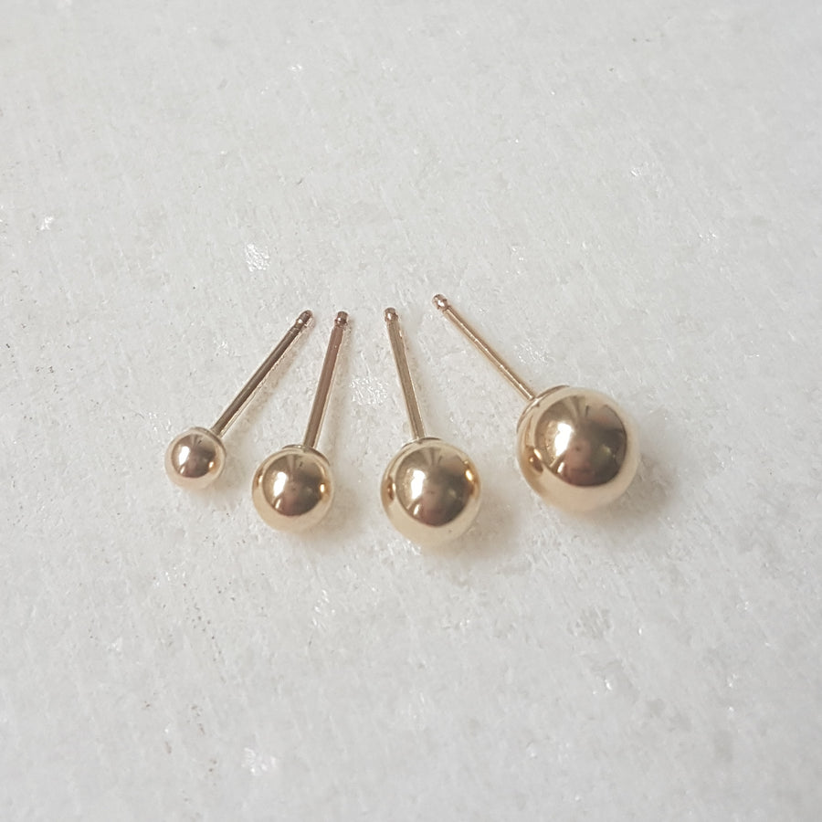 Ball stud //ONE PIECE - BonBon Boutique