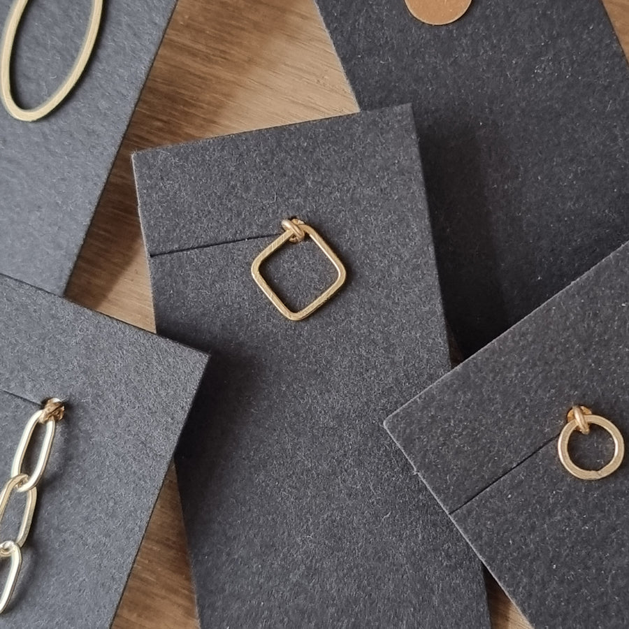 Open Square Dangle stud //ONE PIECE