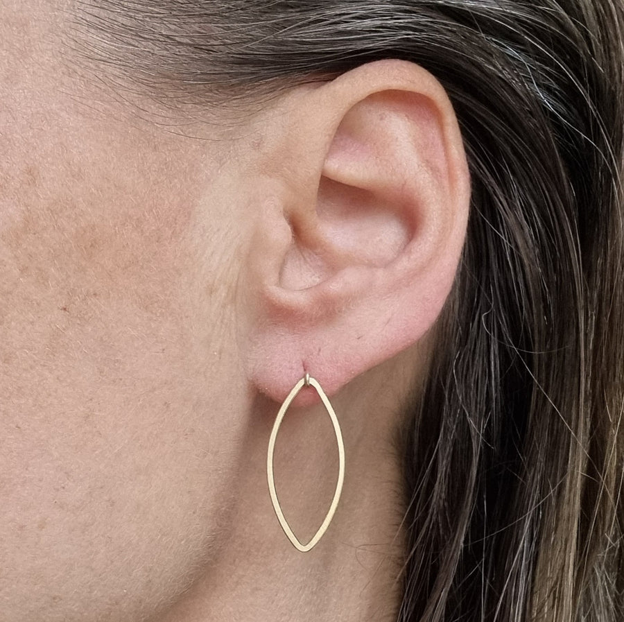 Open Eye Dangle stud //ONE PIECE